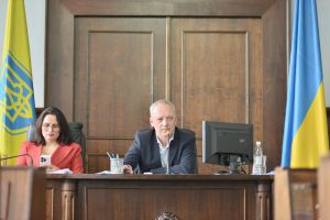 Підтримка Сил Оборони та ремонт укриттів були одними з головних питань сесії Чернівецької міської ради